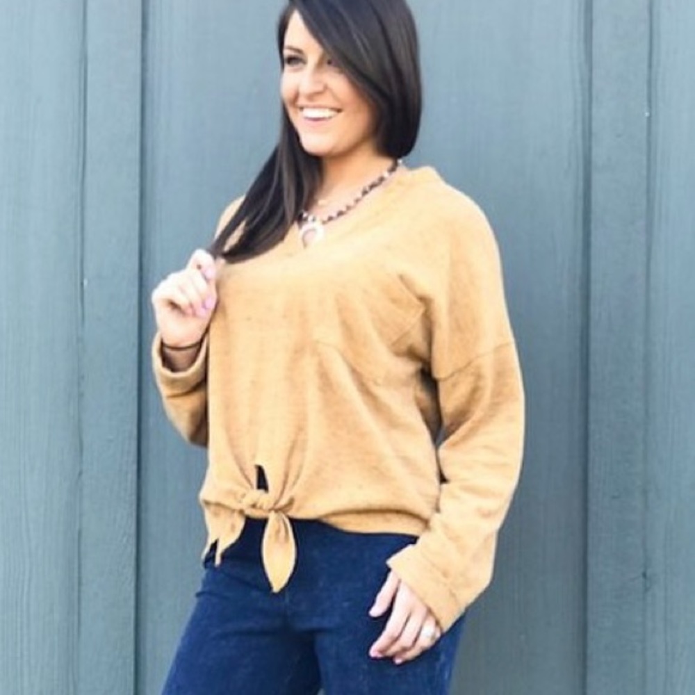Knotted long sleeve top